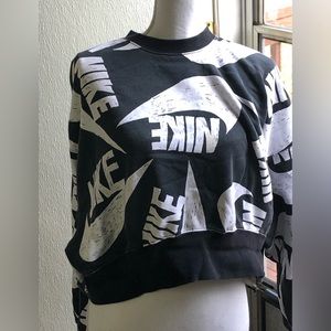 Nike crop sweatshirt